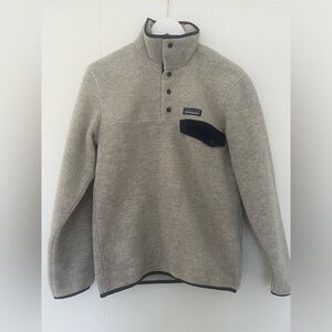 Patagonia Beige and Black Women's Sweater